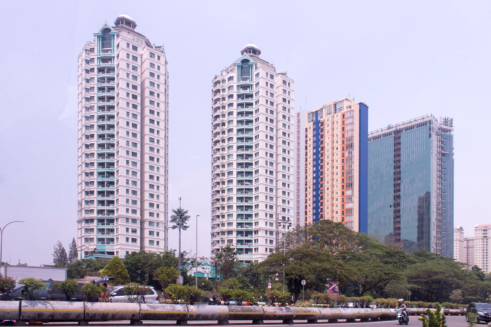 Squeezed on Both Sides: How Jakarta's Rental Crisis is Reshaping Lives for Tenants and Landlords Alike