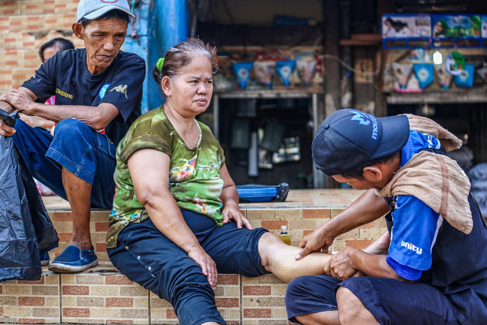 Jakarta Residents Stretch Budgets Further With Traditional Market Shopping